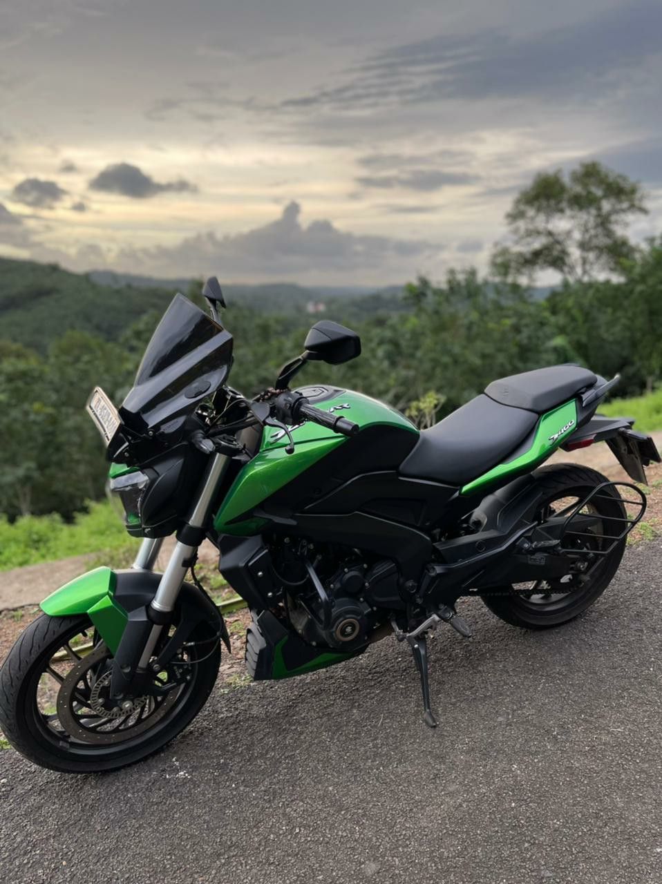 Dominar 400